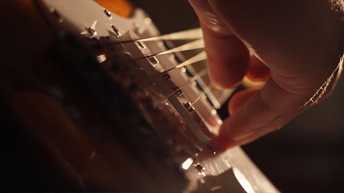 Electric Guitar Strings and Fingers