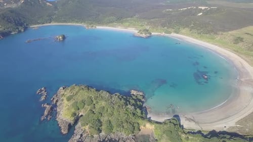 Linda filmagem aérea da baía