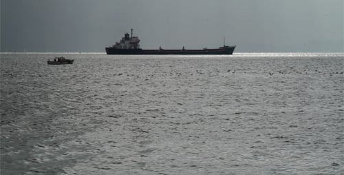 Navios em Bosphorus