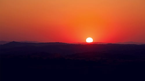 Vibrant Sunrise Behind the Mountain, 4K