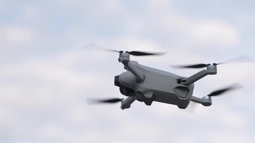 Mini-Drohne 13