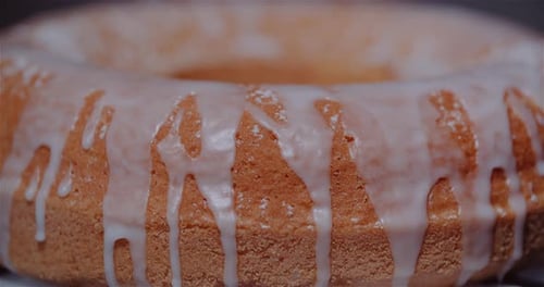 Frisch gebackener traditioneller Osterkuchen,