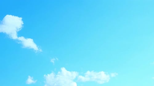 4K UHD: Zeitraffer des schönen Himmels mit Wolkenhintergrund