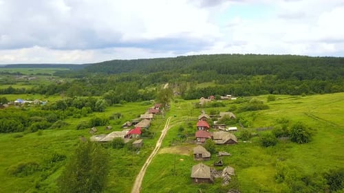 Dorf-Wald-Natur