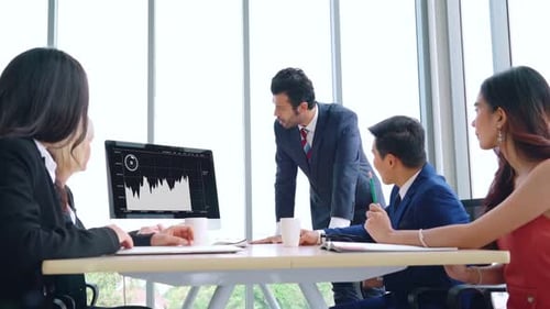 Business Visual Data Analyzing Technology By Creative Computer Software