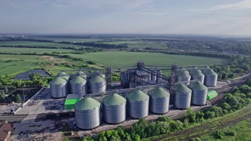 Getreideaufzug in der modernen Fabrik