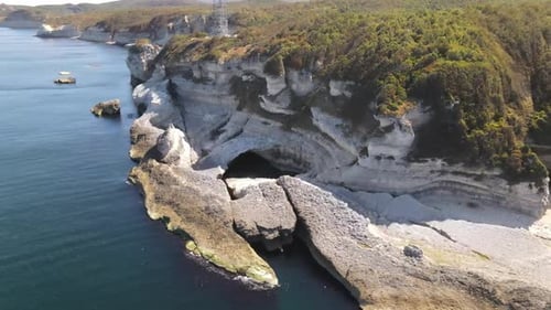 Cliff Sea