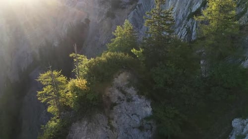 Sonnenaufgang in den Bergen