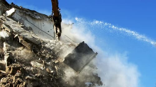 Demolution Destruction An Old House Building 20