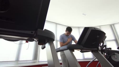 Mann über 30 Jahre, Herzprobleme, starke Schmerzen im Fitnessstudio