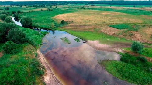 Drone de Summer River