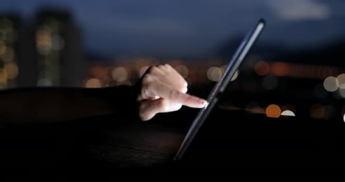 Using tablet computer at night