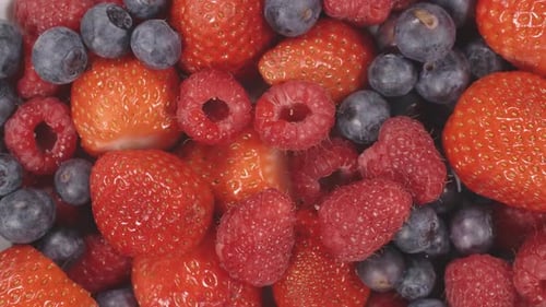 Frutas rojas frescas