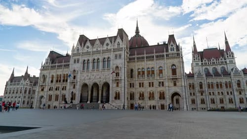 Budapest Timelapse Day