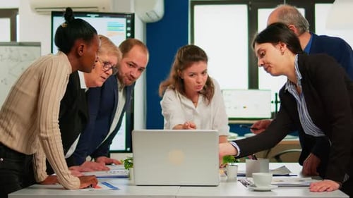Businesspeople Meeting Brainstorming Team Leader Sharing Creative Ideas