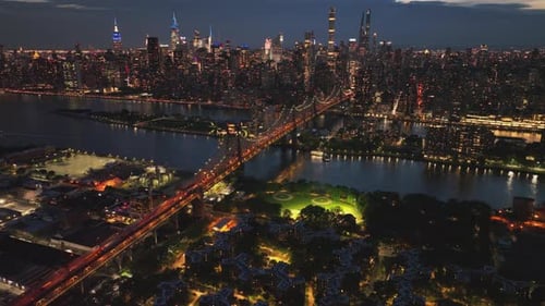 Queensboro Bridge Towards Manhattan