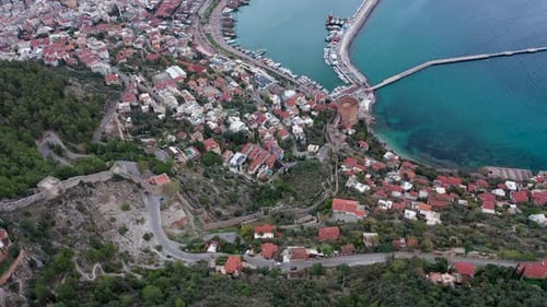 Schloss Alanya Kalesi Luftaufnahme des Berges