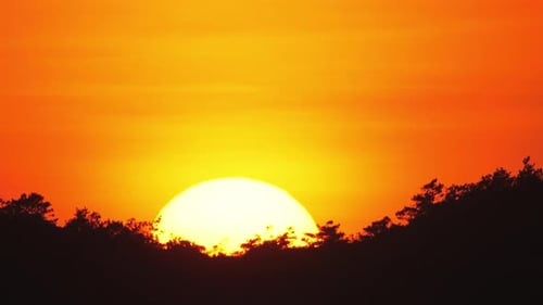 Blick auf die untergehende Sonne