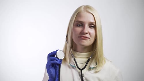 Doctora femenina, baile, profesión, medicina