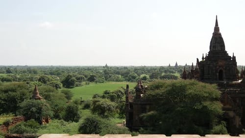 Plan depuis une pagode à Bagan, au Myanmar