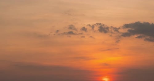 Timelapse of Light Rays Over the Sea or Ocean at Sunset