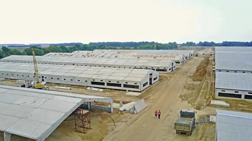 Bau einer neuen Farm