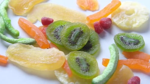 Dried Fruits: Kiwi, Pineapple, Orange and Raspberry