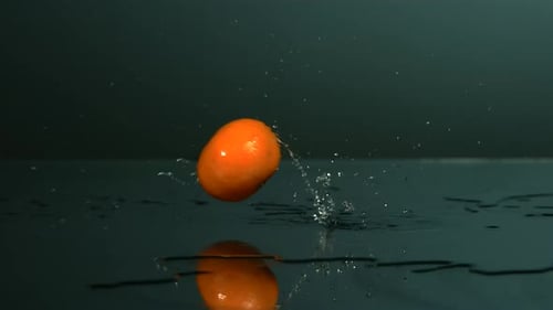 Bouncing fruit in ultra slow motion 1500fps - BOUNCING FRUIT PHANTOM