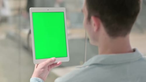 Using Tablet with Green Chrome Key Screen