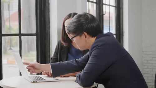 Dois empresários falam sobre estratégia de projeto no escritório