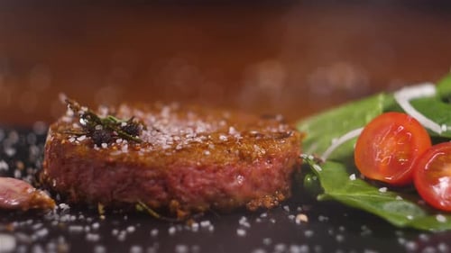Burger végétalien à base de plantes Fake Vegeterian Boeuf Viande Gros plan Frais Impossible Veggie Food Beyond