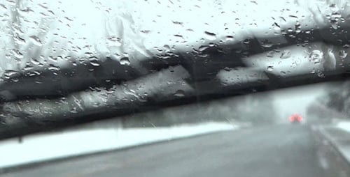 Snowy Road - 09 - Wischnasse Windschutzscheibe