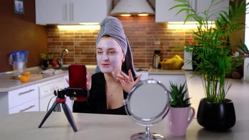 Famous Beauty Female Blogger