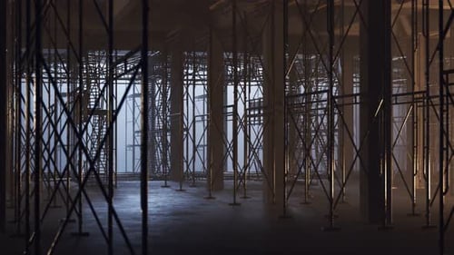 Sitio de construcción de edificios de hormigón armado. El suelo con andamios
.
