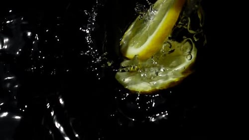 Falling of Segments of a Lemon