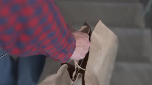 The delivery service will deliver the parcels from the grocery store to the home.