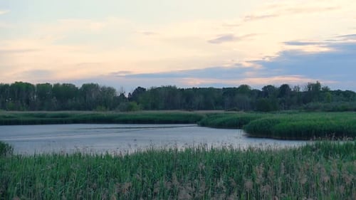 Natürliches Delta bei Sonnenuntergang, Rumänien