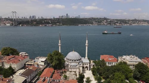 Bosphorus Istanbul Mosque
