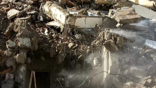 Demolution Destruction An Old House Building 11