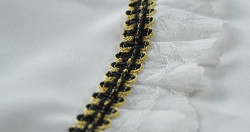 Festliches Halsband