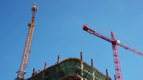 Construction de bâtiment Jour Timelapse Grues Travail Construire étage