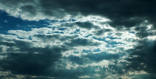 Dunkle und helle Wolken 2