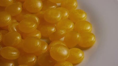 Tir rotatif de bonbons au caramel