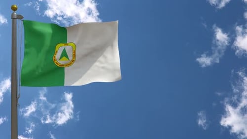 Flagge der Stadt Cuiaba (Brasilien) auf Fahnenmast