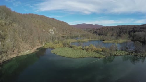 Luftbild eines Sees im Nationalpark Plitvice