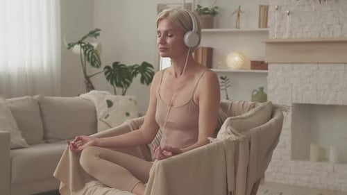 Sound Meditation Harmony Woman Peaceful Balance