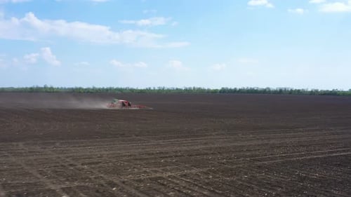 Arbeiten bei The Field Tractor mit The Seeder 6