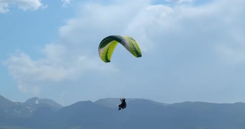 Flights with Paragliding