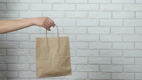 Entrega con bolsa ecológica