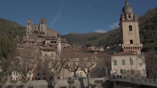 Ciudad medieval histórica de Dolceacqua